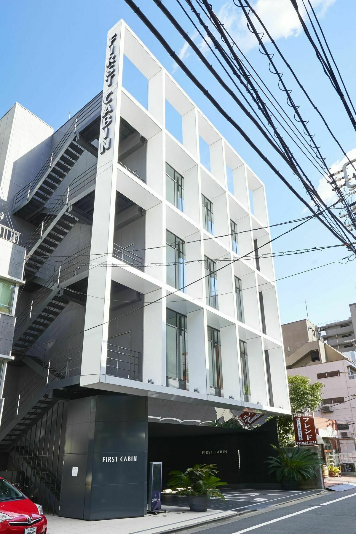First Cabin Akihabara Showa-Dori Токіо Екстер'єр фото